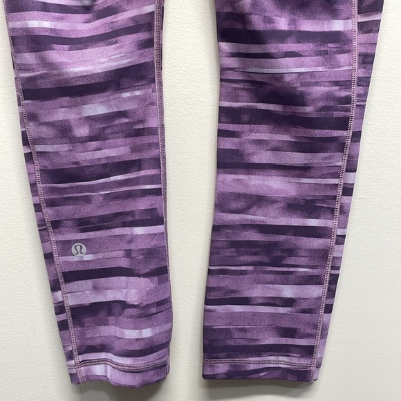Lululemon Speed Up Crop Legging Purple Multi Print Back Zip Pocket 2 - Picture 6 of 15